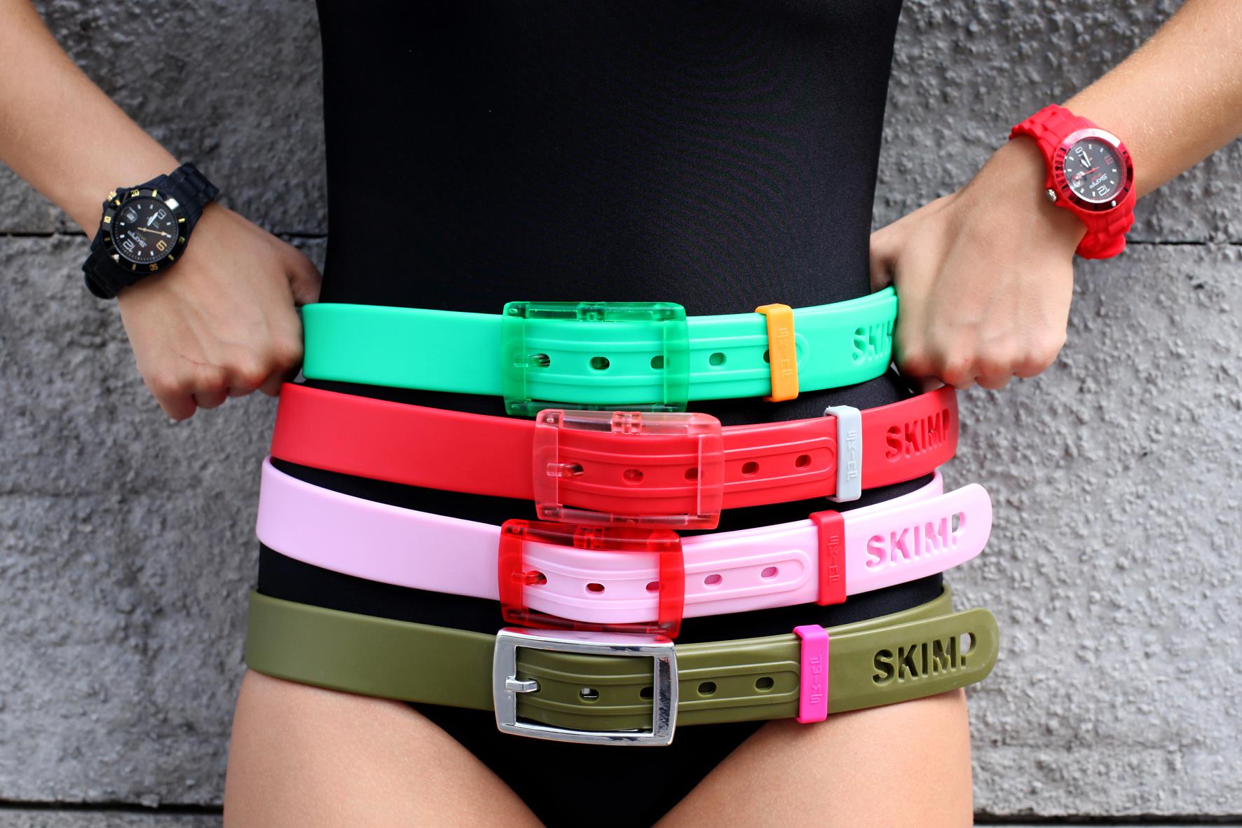 Los cinturones SKIMP están disponibles en una amplia gama de colores